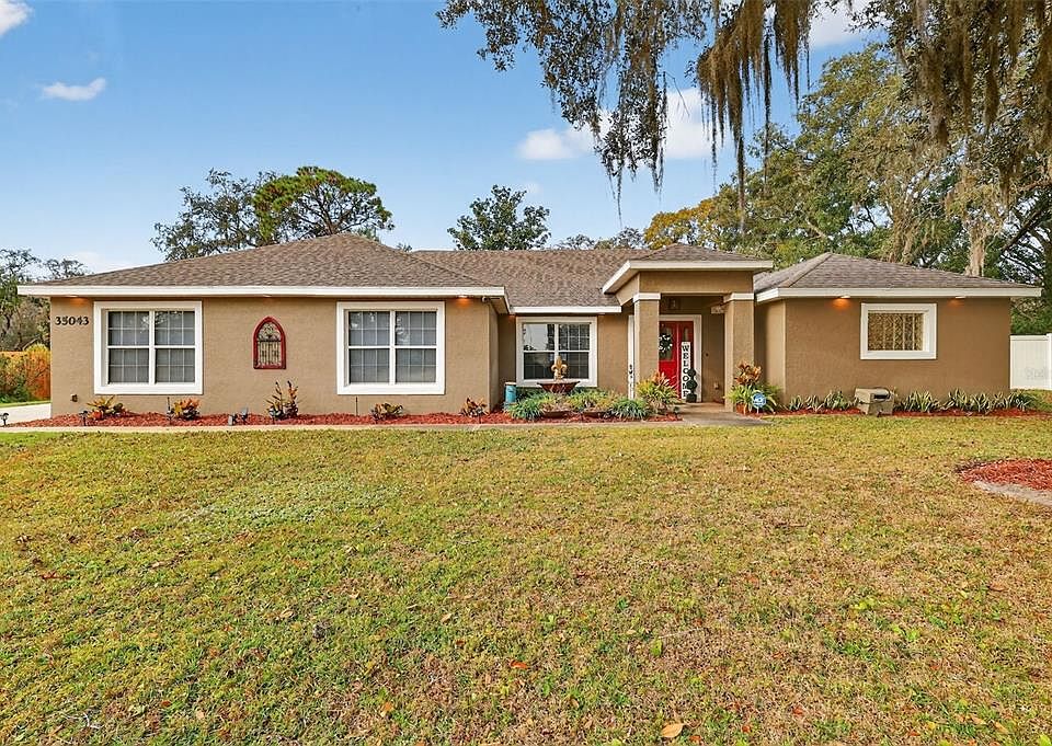 1st image of 35043 SILVER OAK DRIVE