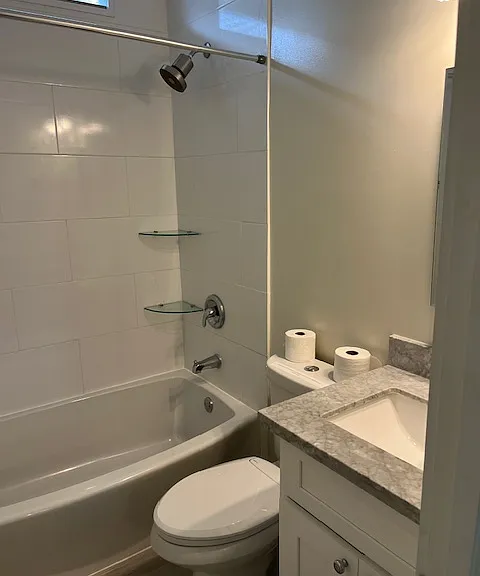 7634 Burthe St #A — Photo 29