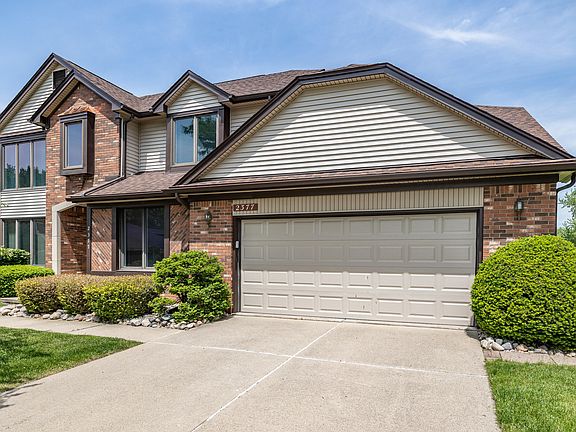 2nd image of 2377 Duke Dr