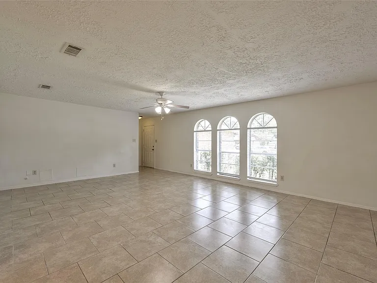 14119 Bella Dr — Photo 8