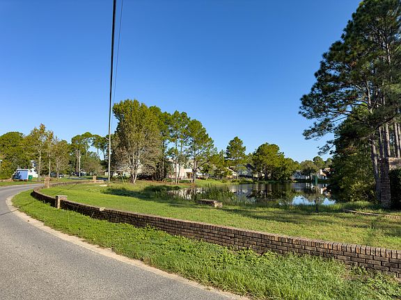 4th image of 3058 Yorktown Cir