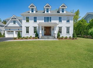 11 Windmill Ln, Scarsdale, NY 10583