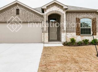 417 Pollyann Trl, Roanoke, TX 76052