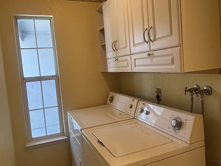 3431 Arizona Ave — Photo 12