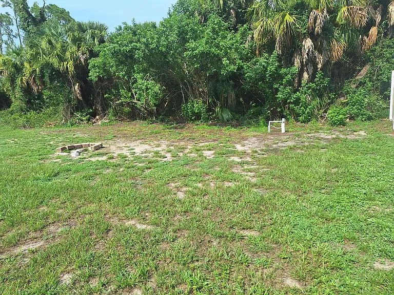 1220 Waycross St — Photo 34