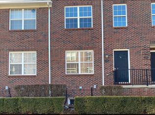 43097 Burlington Dr, Sterling Heights, MI 48313