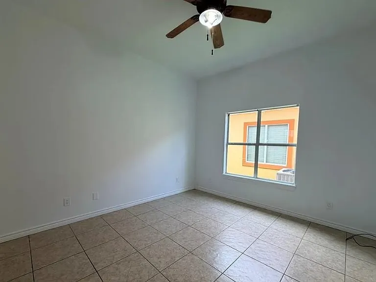 3000 Old Alice Rd #703 — Photo 4