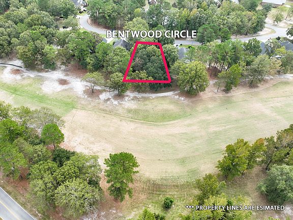 2nd image of 822 Bentwood Cir