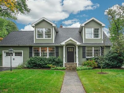 557 Barnett Pl, Ridgewood, NJ, 07450