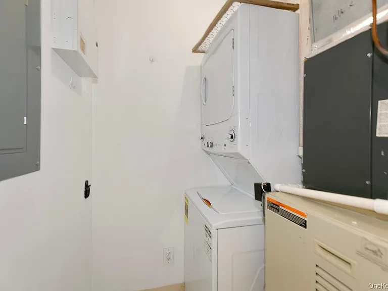 1 Portico Ct #107 — Photo 7
