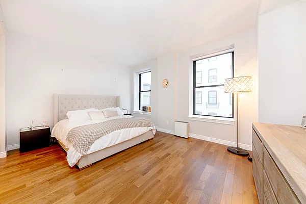 Rented by Douglas Elliman | media 14