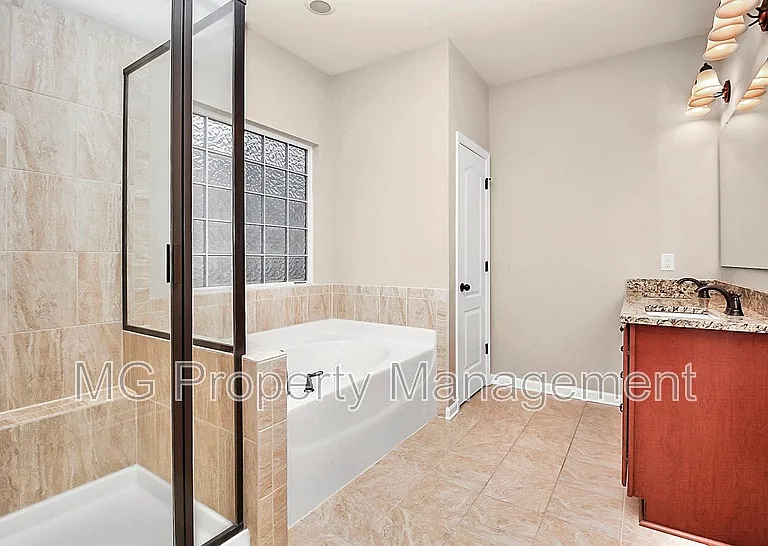 12700 Wither Steele Ct — Photo 17