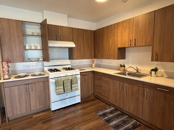 Del Nido Apartments, 850 Russell Ave #C5840135a, Santa Rosa, CA 95403