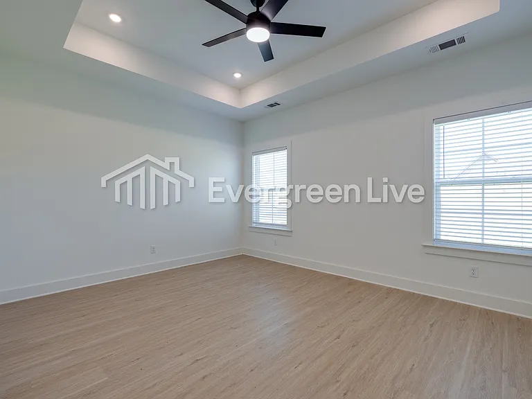 4269 McSwain Dr — Photo 8