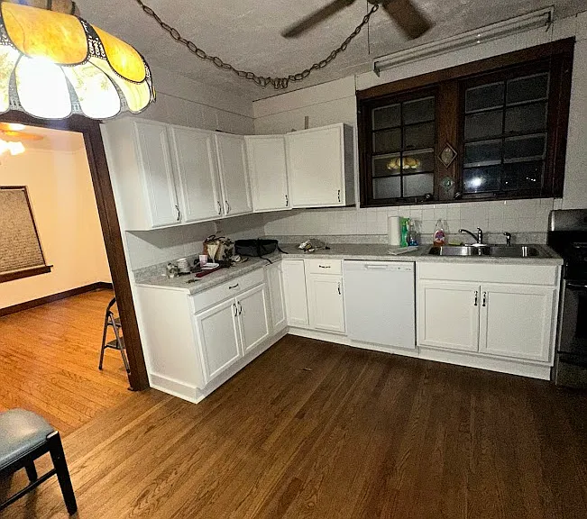 317 W Wood St — Photo 4