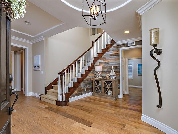 Hardwood Flooring Throughout