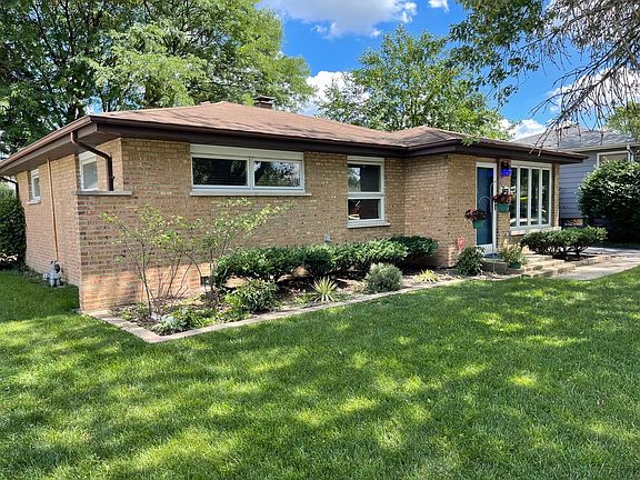 2nd image of 16831 Forest View Dr