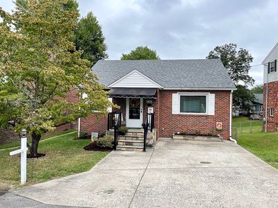 138 N Queens Ct, Huntington, WV, 25705