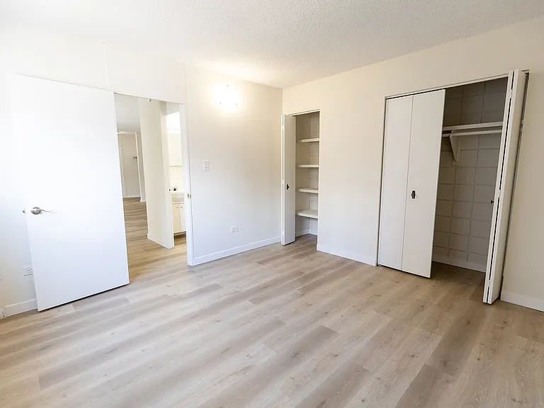 7107 Elbow Dr SW — Photo 7