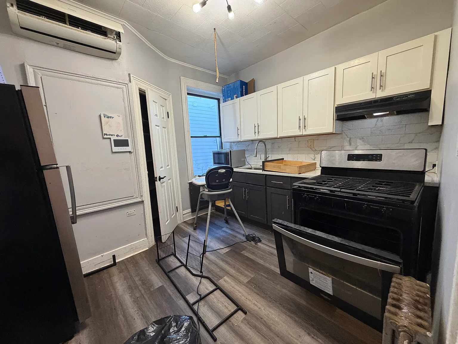 2 bed, 800 sqft, $2,500 — Photo 3