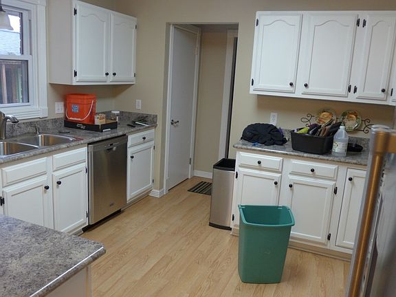 3rd image of 6795 E Highland Blvd