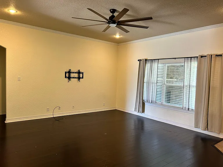1621 Rusty Spur Dr — Photo 5