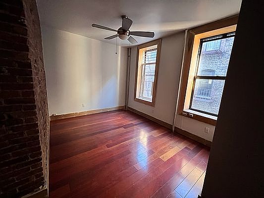 3rd image of 101 W 140th St APT 26