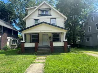 996 Bloomfield Ave, Akron, OH 44302