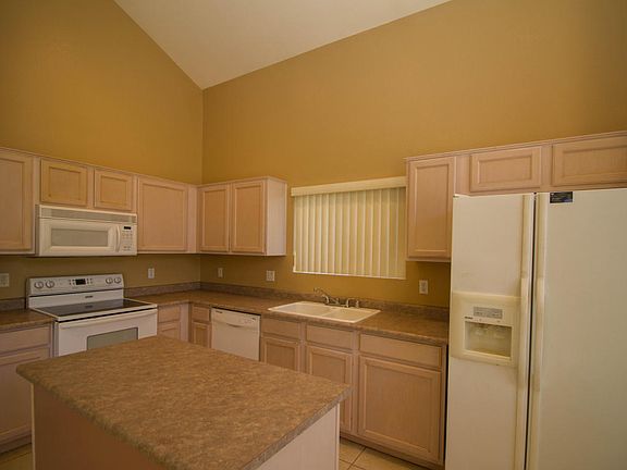 5th image of 8529 W Las Palmaritas Dr