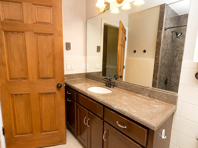 917 Brynwood Dr — Photo 30