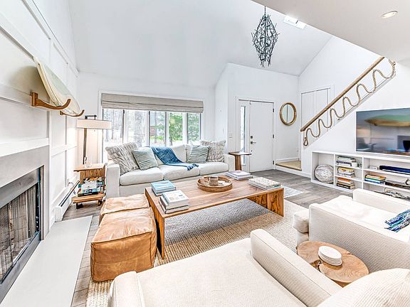5th image of 55 Montauk Ave