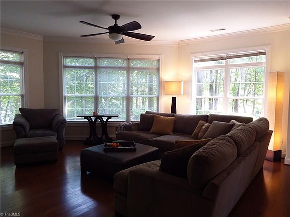 5th image of 10 Indigo Lake Ter Unit A