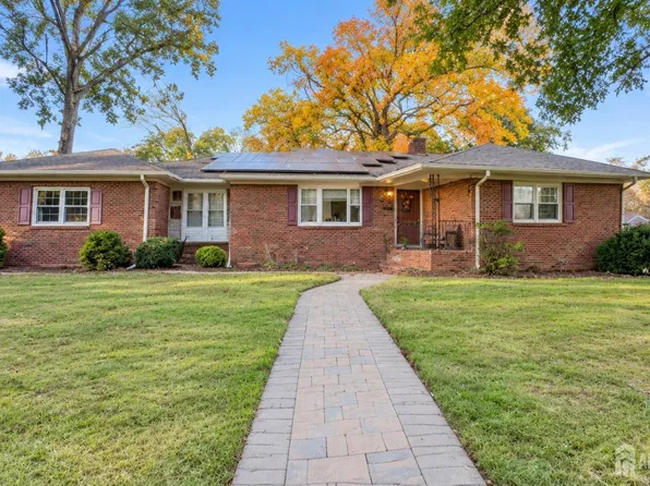 523 Chestnut St, Middlesex, NJ 08846