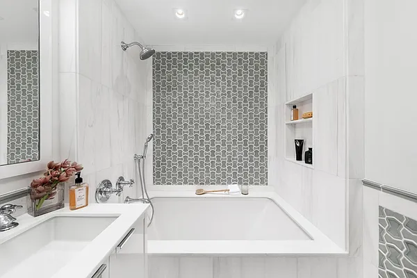 Sold by Douglas Elliman | media 21