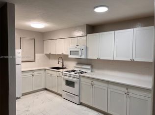 Gables Edge Condo, Miami, FL 33155