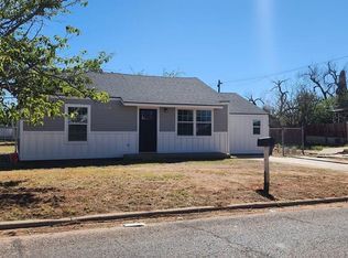 306 NE Avenue F, Andrews, TX 79714