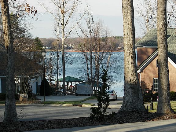 Waterview from driveway