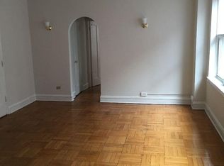 1626 W Sherwin Ave #504, Chicago, IL 60626