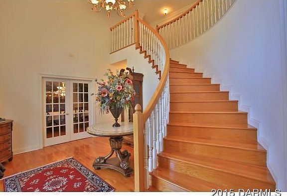 3rd image of 1 Broadwater Dr