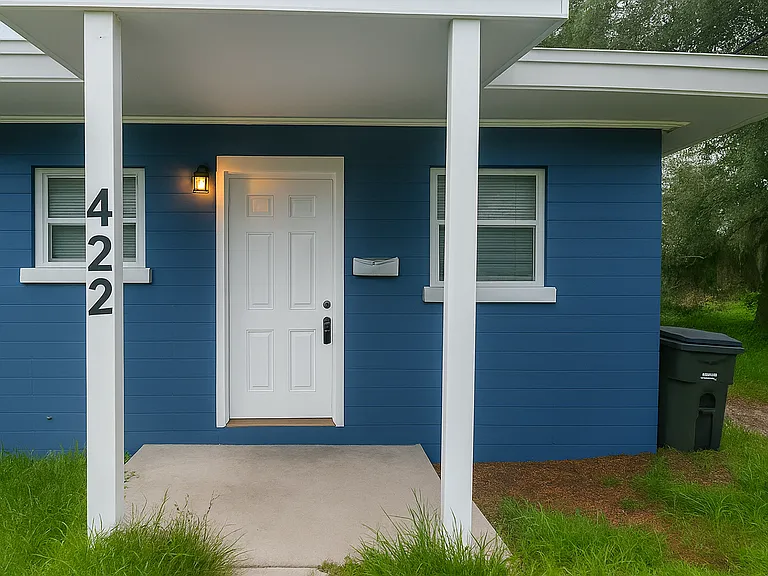 422 Henry Butts Dr — Photo 1