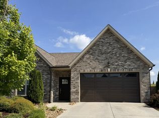 2223 Boulder Crest Ln, Sevierville, TN 37876