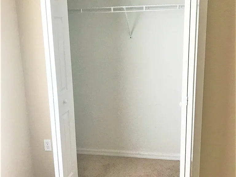 3480 Hawkin Dr — Photo 18