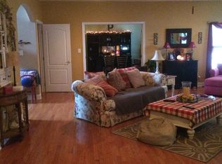 111 Ruby Dr, Egg Harbor Township, NJ 08234
