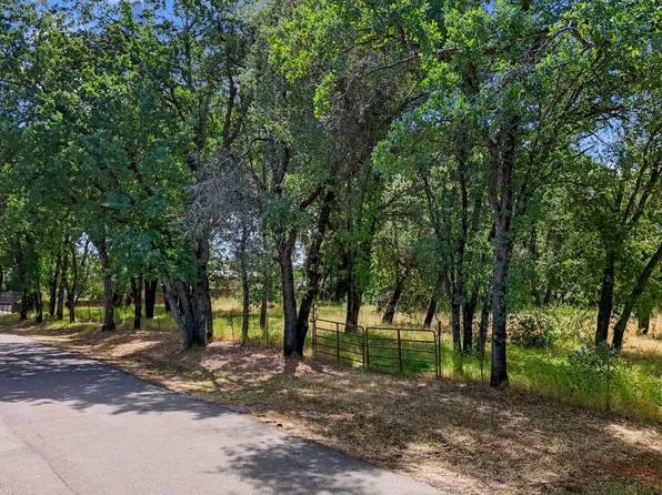 2375 Marilyn Ave, Redding, CA 96002