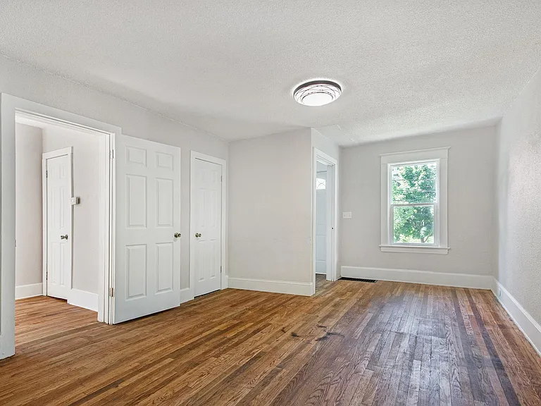 117 Carrier St NE — Photo 7
