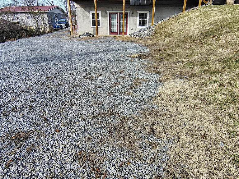362 Roberta St SW #B — Photo 17