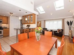 115 Albert Rd, Newton, MA 02466
