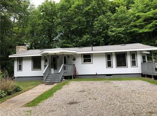 12 Mary Ln, Colchester, CT 06415