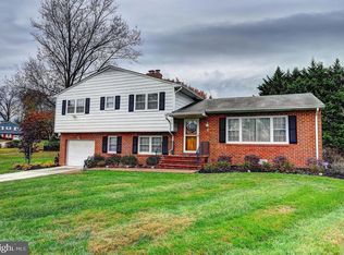 2 Muirfield Ct, Lutherville Timonium, MD 21093