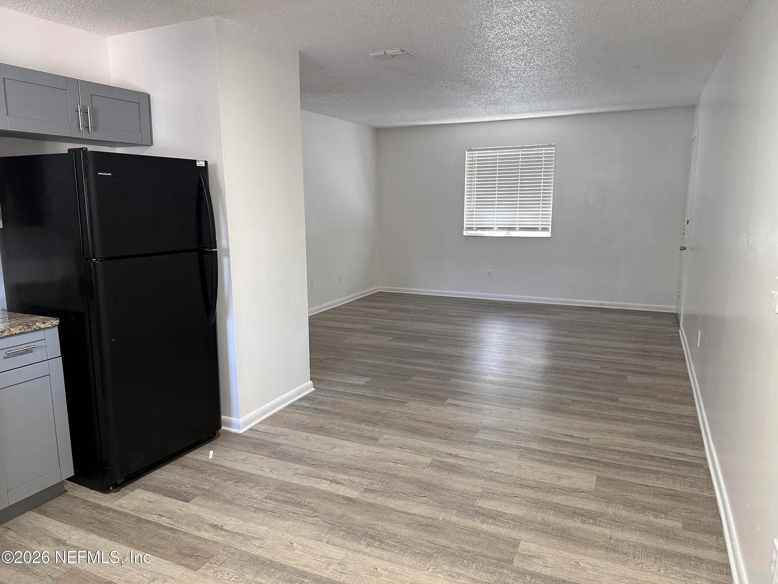 2 bed, 1.0 bath, 729 sqft, $1,100 — Photo 4